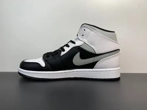 Air Jordan 1 Mid White Shadow 