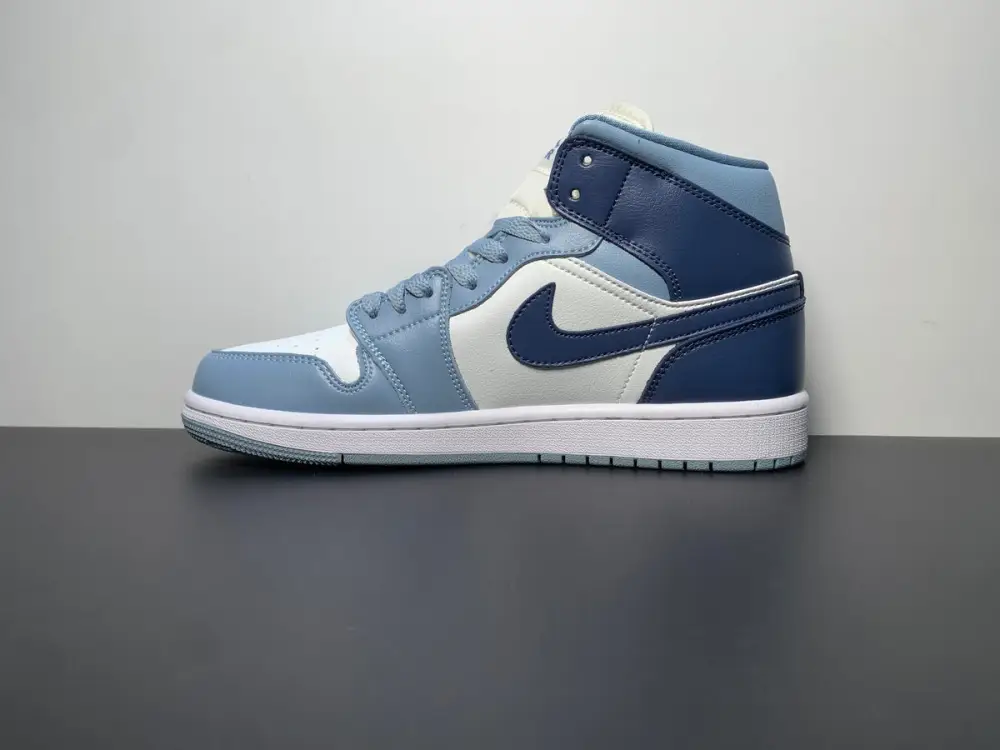 Air Jordan 1 Mid Diffused Blue BQ6472-140 