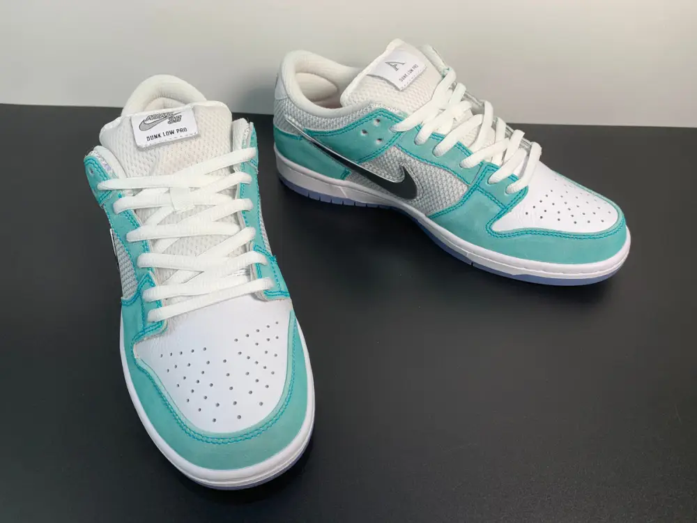 Nike Dunk SB Low x April Skateboards 'Turbo Green' FD2562-400 