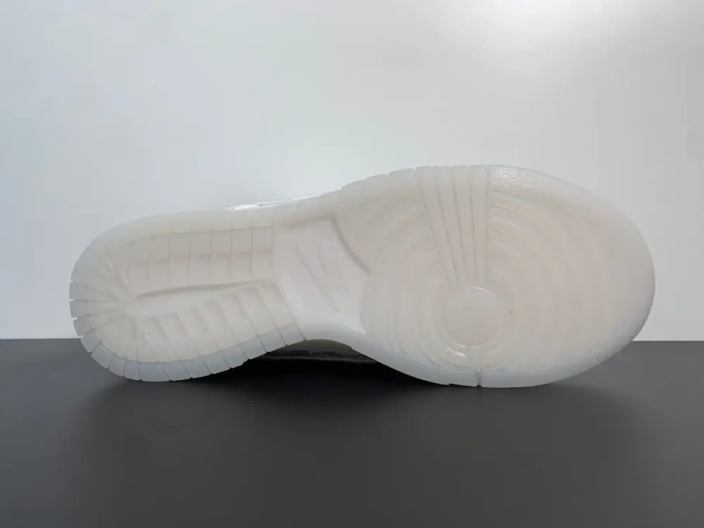 Fragment Design x CLOT x Dunk Low SP '20th Anniversary' FN0315-110 