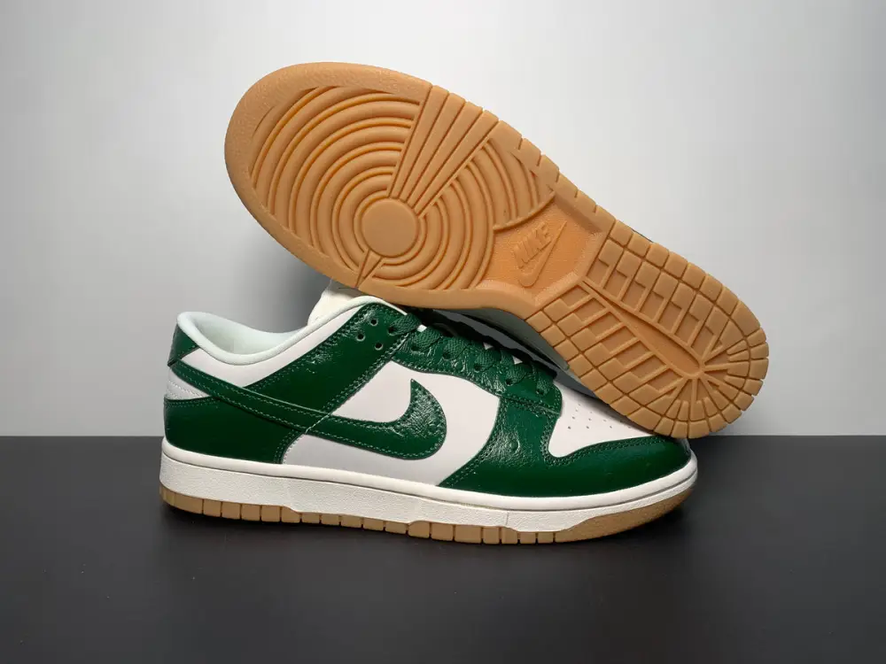 Nike Dunk Low LX WMNS Gorge Green 