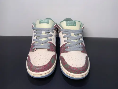 Crenshaw Skate Club x Nike SB Dunk Low 
