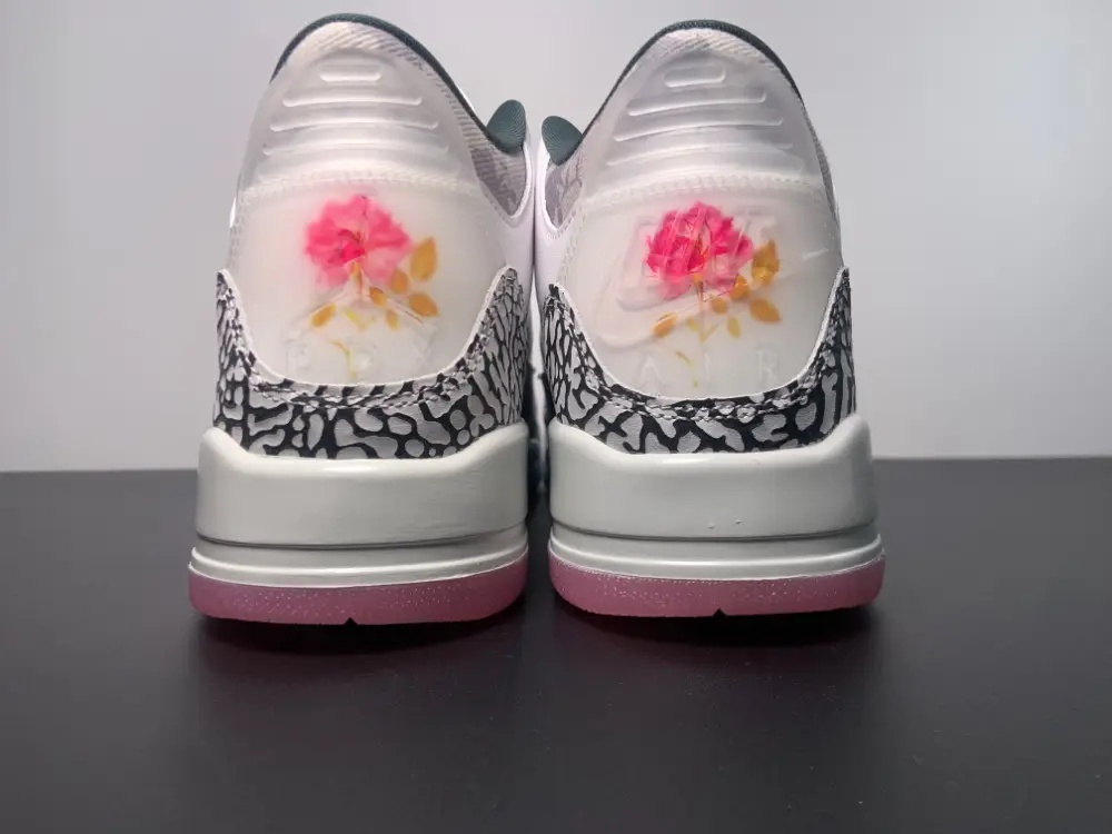 Air Jordan 3 “Wings” HM6993-100 