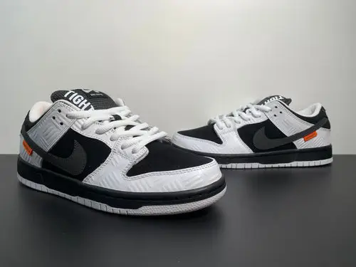 TIGHTBOOTH x Dunk Low SB FD2629-100 