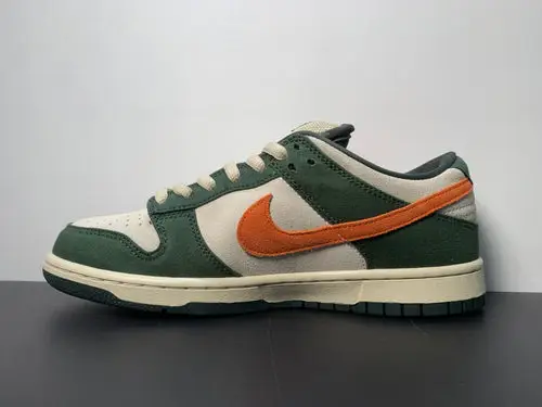 NK Dunk SB Low Eire Net Orange 