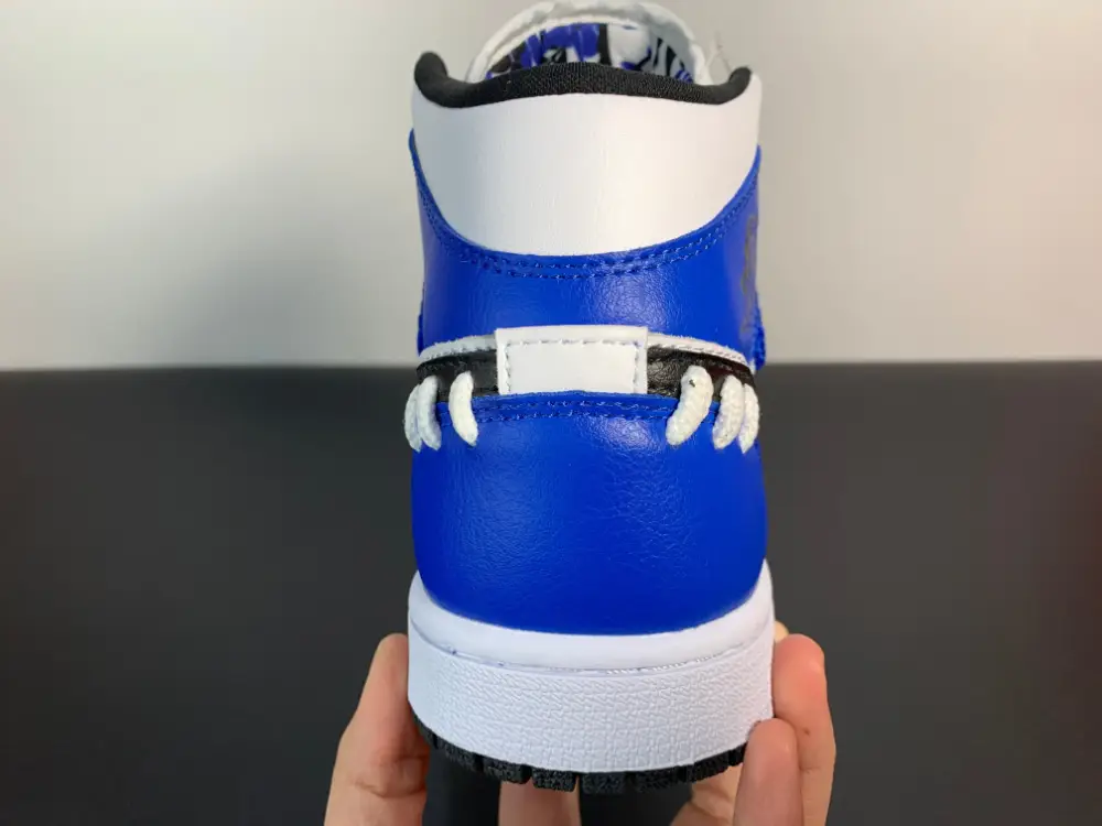 Air Jordan 1 Mid SE “Game Royal” CV0152-401 