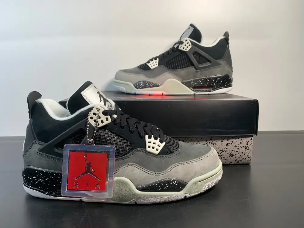Air Jordan 4 “Fear” FQ8138-002 