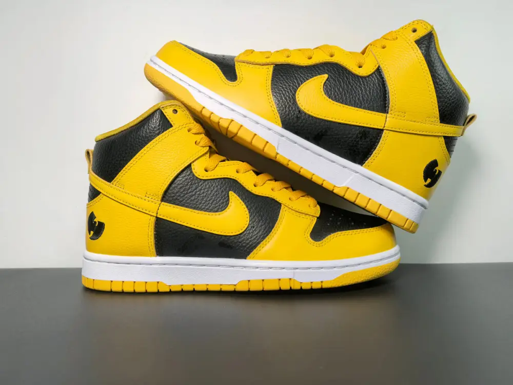 Nike Dunk High “Wu-Tang Clan” 