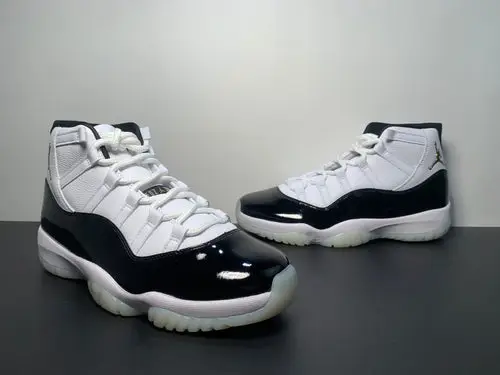 Air JORDAN 11 RETRO Defining Moments DMP Gratitude CT8012-170 