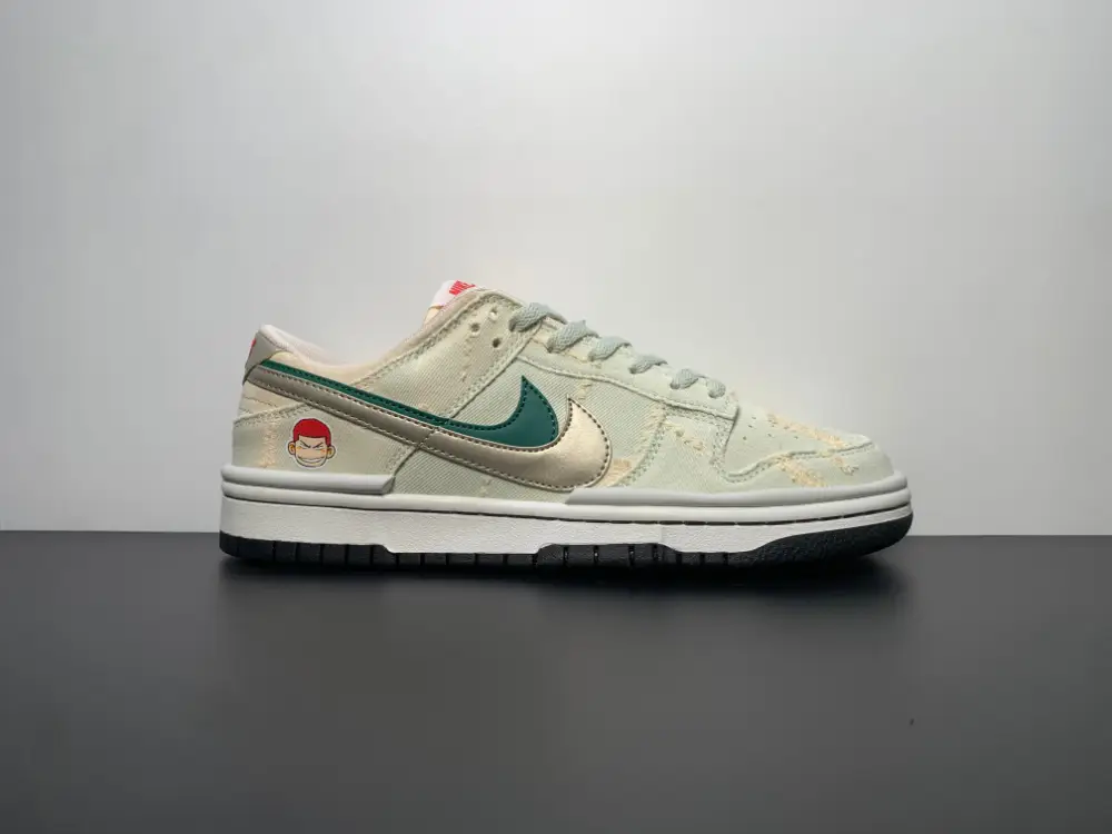 Nike Sb Dunk Low custom 41EF468