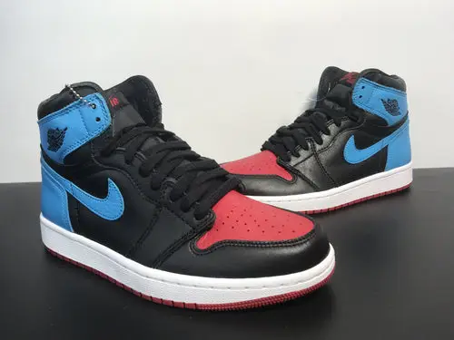 Air Jordan 1 WMNS UNC TO CHICAGO 