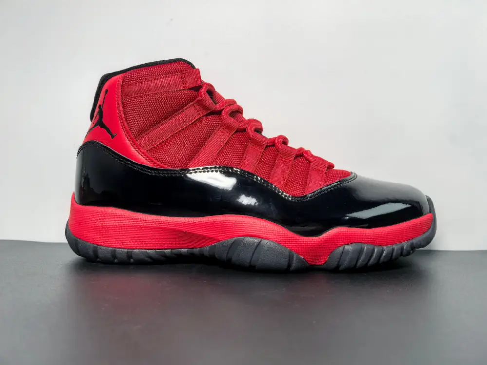 Air Jordan 11 Retro Black Red CT8012-600 82E292032