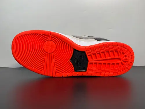Nike Dunk Low SB 'AM90 Infrared' CD2563-004 