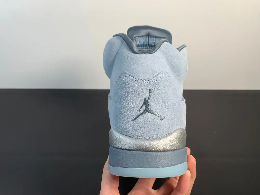 Air Jordan 5 WMNS “Bluebird” DD9336 400 