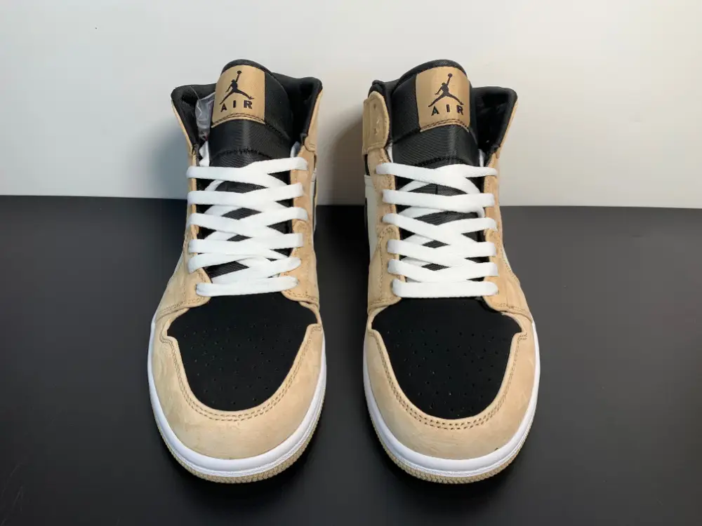 Air Jordan 1 Mid WMNS“ Barely Orange” BQ6472-800 