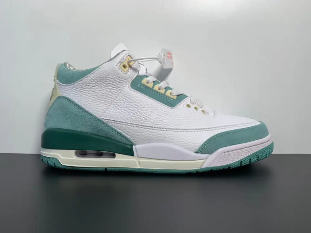 Air Jordan 3 Retro Mint Green DT8532-130 DEC6F2509