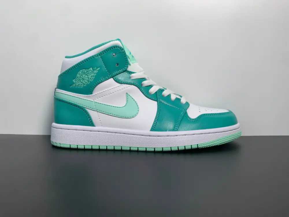 Air Jordan 1 Mid “Marine Green” DV2229-300