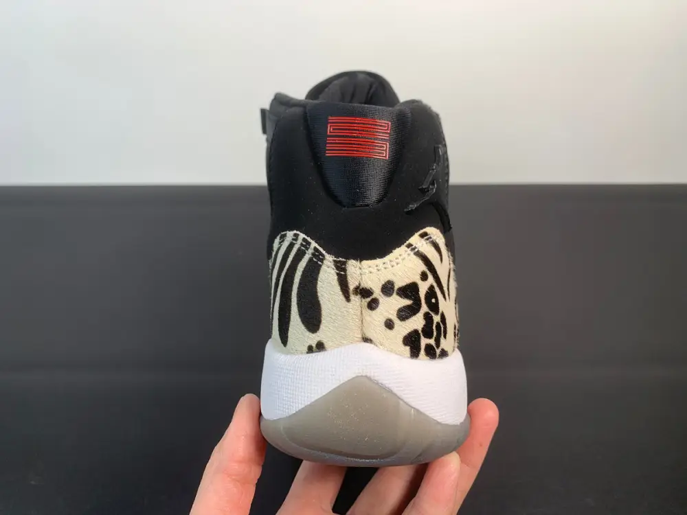 Air Jordan 11 Animal instinct AR0715-010 