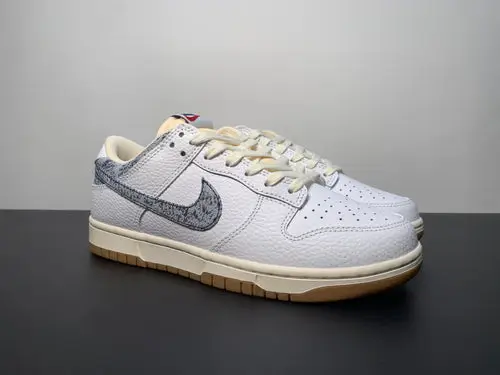 Nike Dunk Low “Washed Denim” FN6881-100 