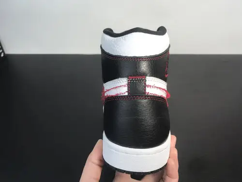 Air Jordan 1 “DYNAMIC YELLOW” CD6579-071 