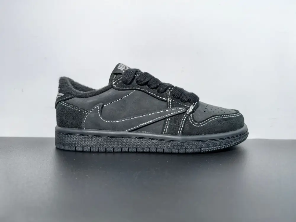Air Jordan 1 Low OG SP x Travis Scott ‘Black Phantom’