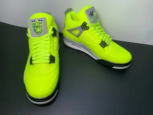 Air Jordan 4 Retro “Let’s Play Tennis” DV6773 700 