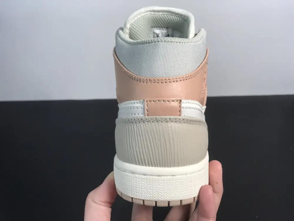 Nike Air Jordan 1 Mid Milan CV3044-100 