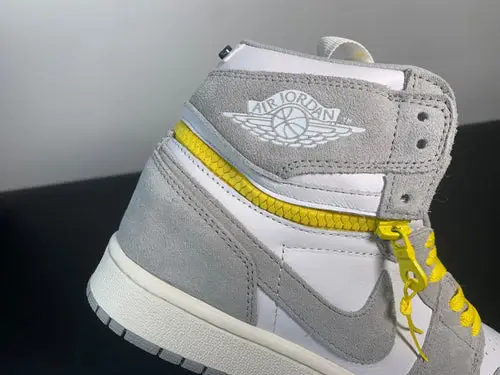 Nike Air Jordan 1 Retro High Switch CW6576-100 