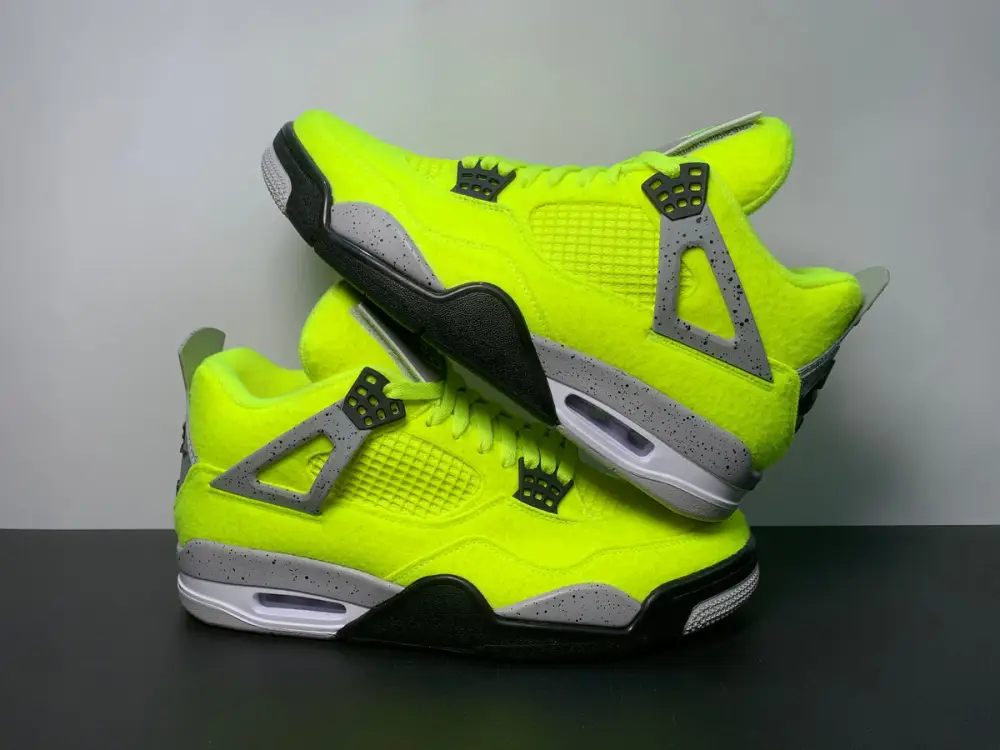 Air Jordan 4 Retro “Let’s Play Tennis” DV6773 700 