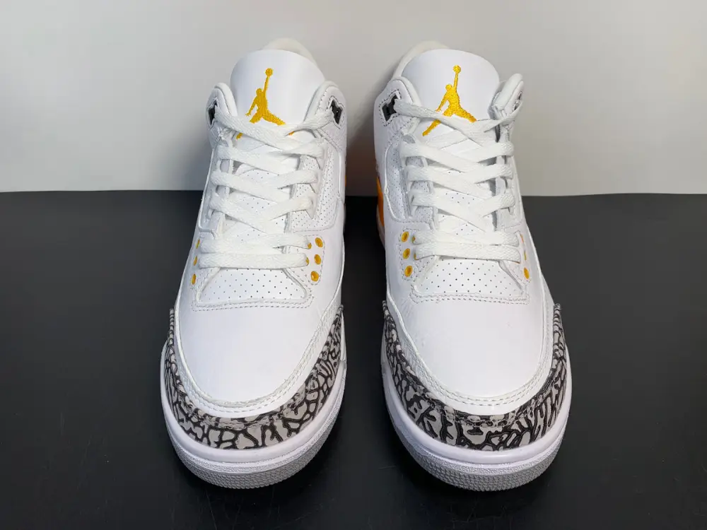 Air Jordan 3 Retro Laser Orange 