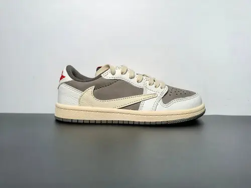 Air Jordan 1 Low OG x Travis Scott ‘Reverse Mocha’