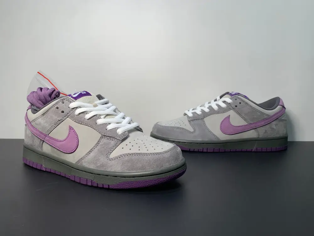 NK Dunk SB Low Purple Pigeon 