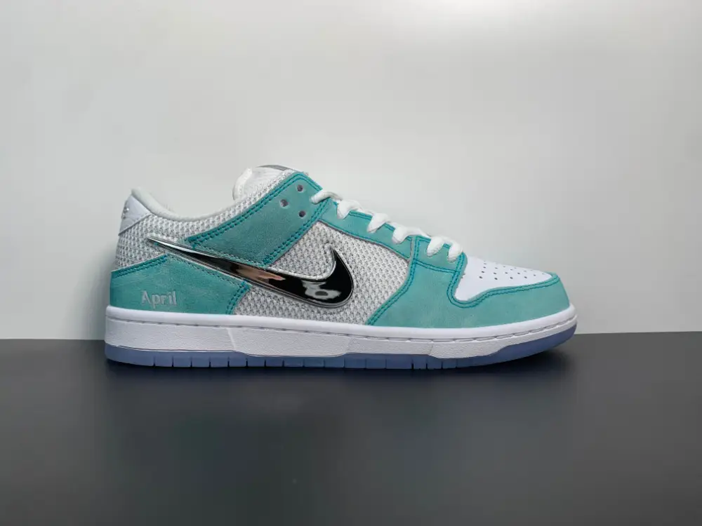 Nike Dunk SB Low x April Skateboards 'Turbo Green' FD2562-400 