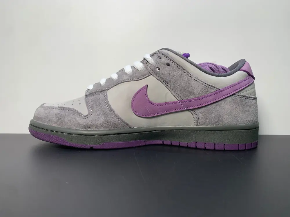 NK Dunk SB Low Purple Pigeon 