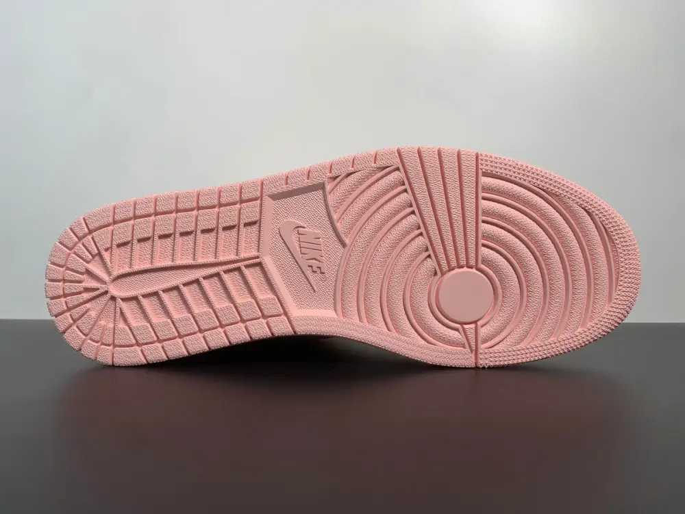 Air Jordan 1 High OG “Washed Pink” FD2596-600 