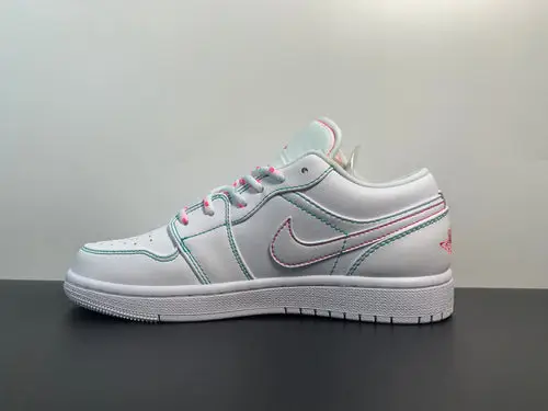Air Jordan 1 Low Shadow 