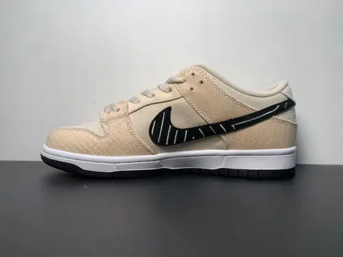 Albino & Preto x Nike SB Dunk Low 