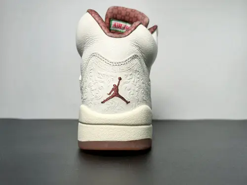 Air Jordan 5“El Grito” HF8833-100 
