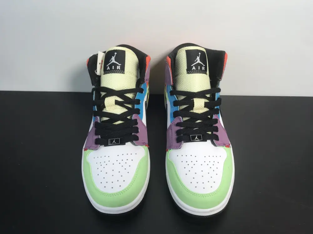 AIR JORDAN 1 MID SE Lightbulb 