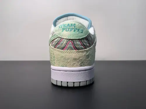 Nike SB Dunk Low Year Of The Dragon ''Steam Puppet'' 