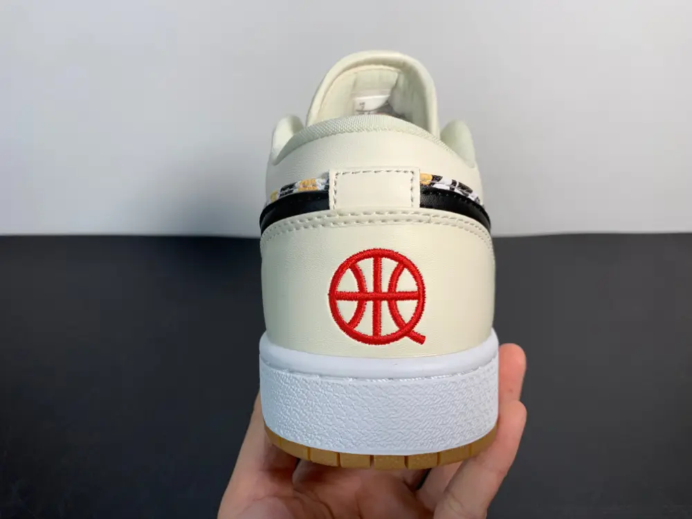 Air Jordan 1 Low Quai 54 