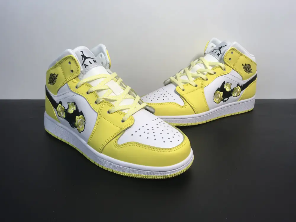 Air Jordan 1 Mid SE GS Dynamic Yellow Rose Patch AV5174-700 