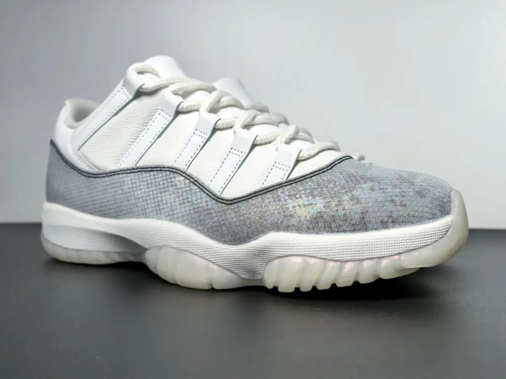 Air Jordan 11 Low “Year of the Snake” 2025 HQ7000-001 
