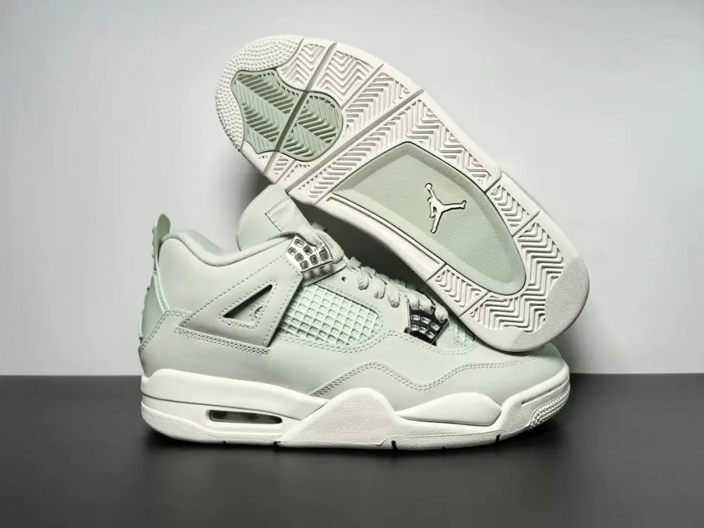 Wmns Air Jordan 4 Retro 'Seafoam Sail 