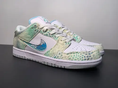 Nike SB Dunk Low Year Of The Dragon ''Steam Puppet'' 