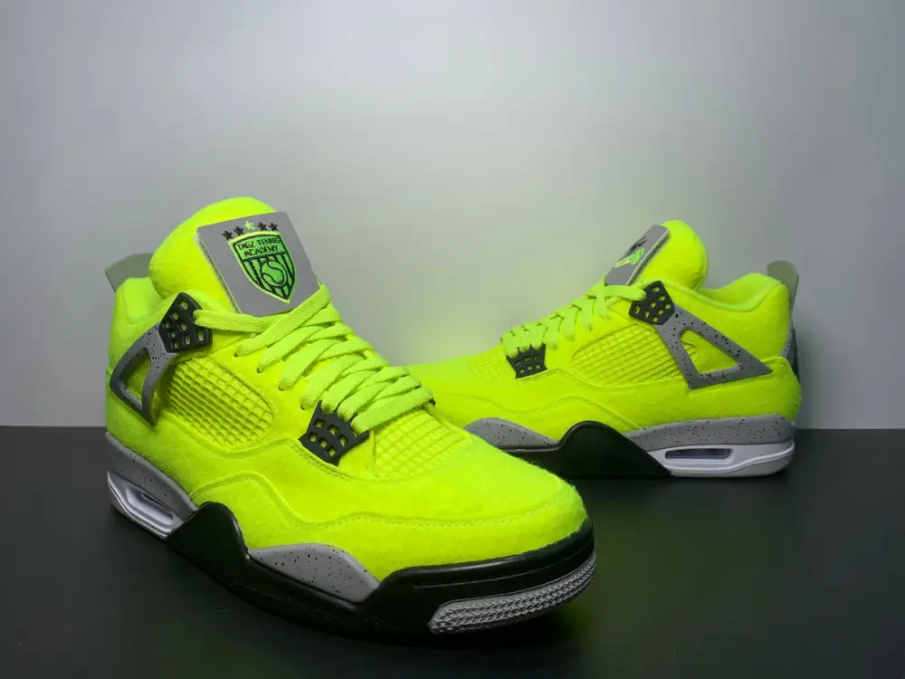Air Jordan 4 Retro “Let’s Play Tennis” DV6773 700 