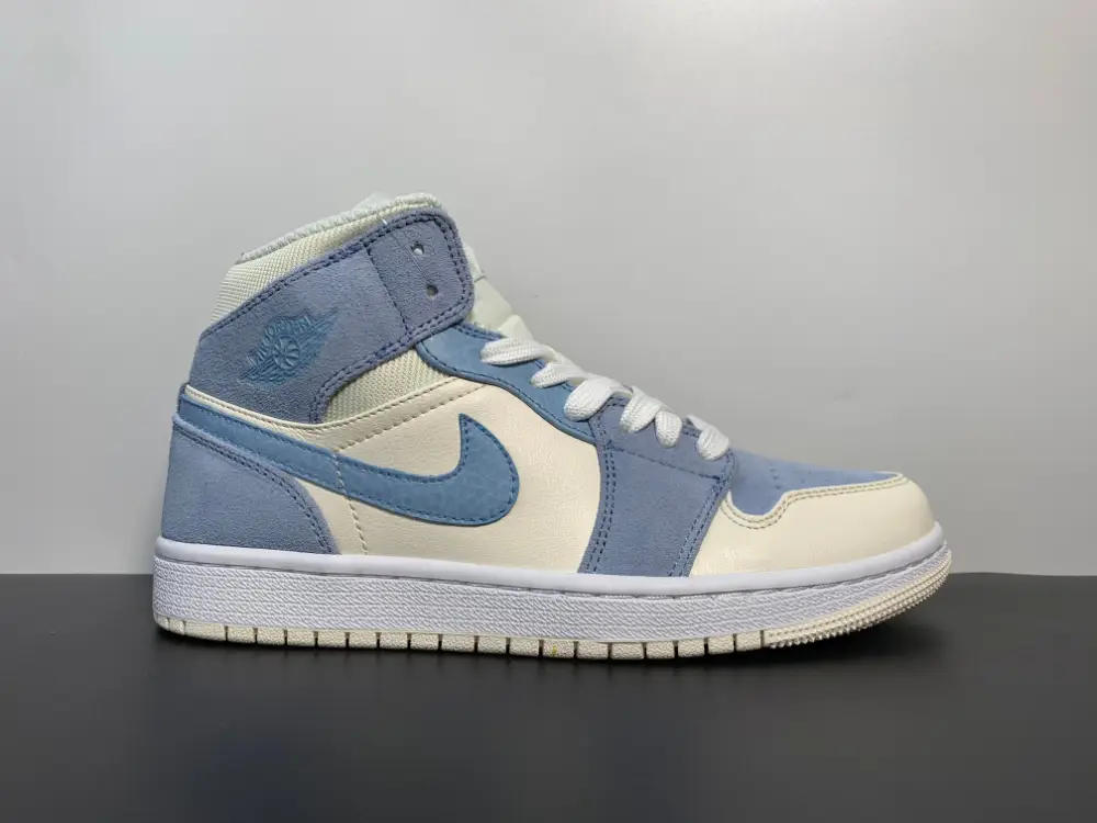 Nike Air Jordan 1 Mid Mixed Textures Blue 