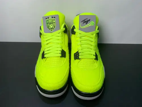 Air Jordan 4 Retro “Let’s Play Tennis” DV6773 700 