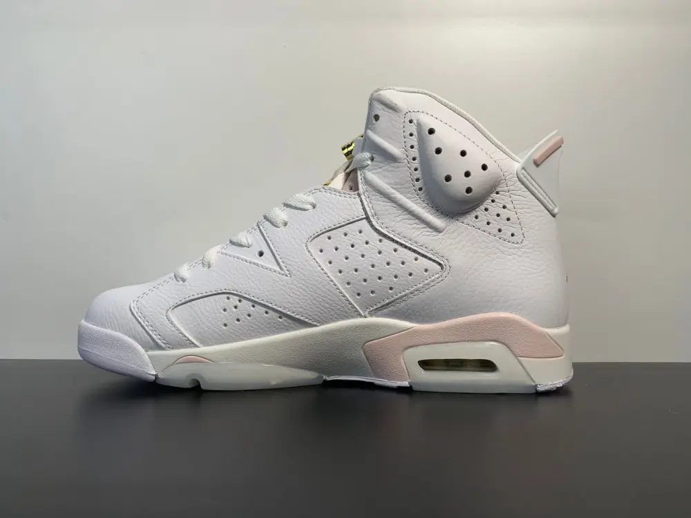 Air Jordan 6 WMNS “Gold Hoops”DH9696-100 