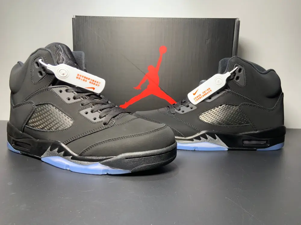 Air Jordan 5 Retro Black Cat FZ2239-001 
